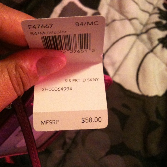 ❌SOLD❌ Coach wristlet/skinny!! - Picture 3 of 3