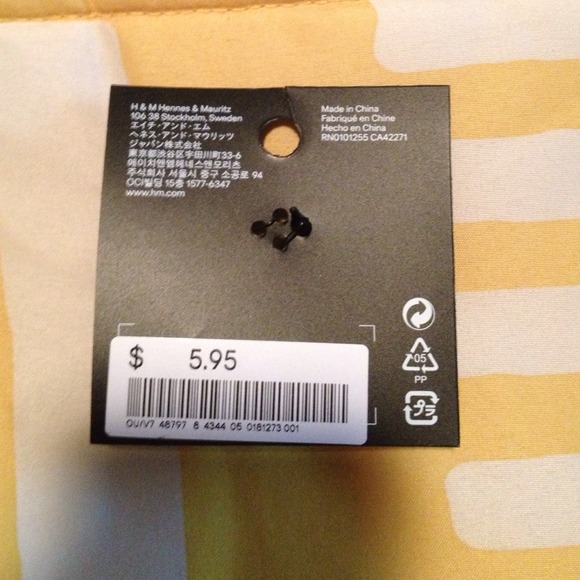 **SOLD** H&M set of gold rings, Size S - Picture 2 of 2