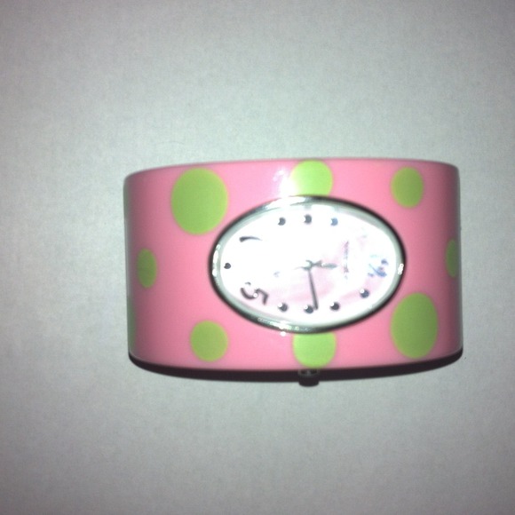 Wrist band watch - Picture 1 of 1