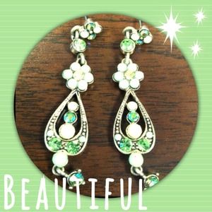 Lt green earrings