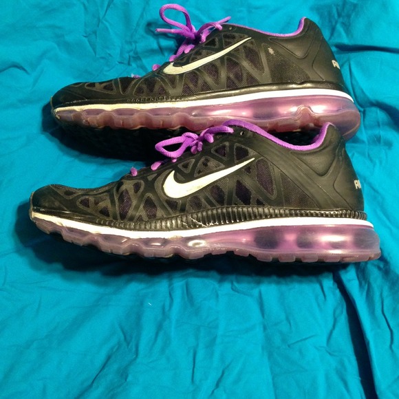 🚫SOLD🚫Purple & black Nike Airmax - Picture 2 of 4