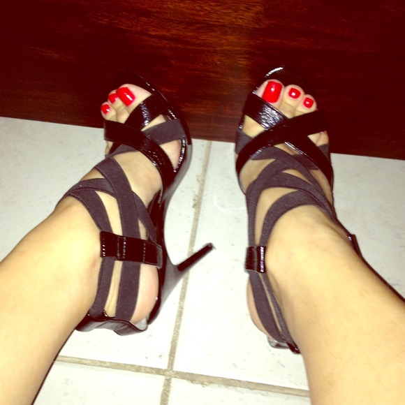 Generation Shoes - Black strappy heels