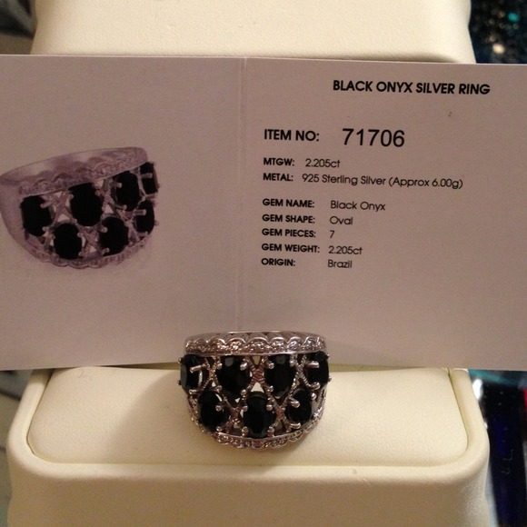 Sterling Silver Black Onyx Ring - Picture 2 of 4