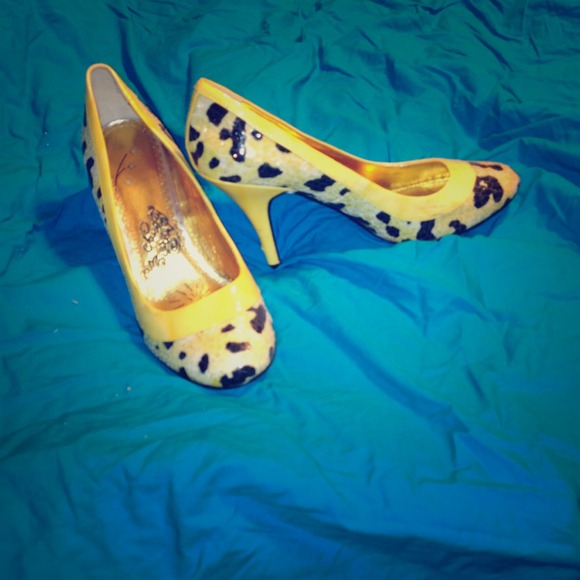 🚫sold🚫💥PRICE DROP💥 Leopard cheetah Heels