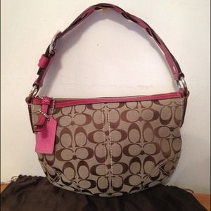 💯 authentic pink Coach purse.