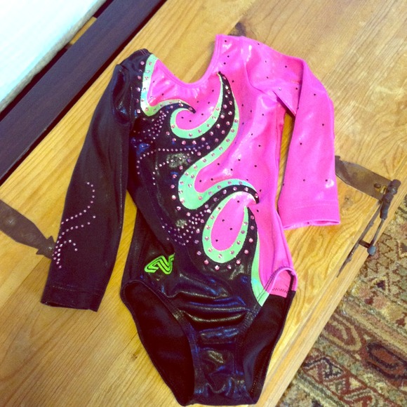 Girls gymnastics Leo TRADED