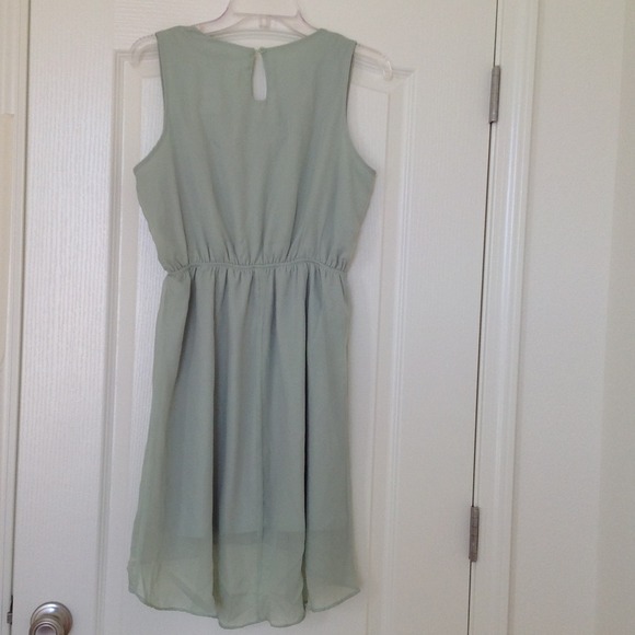 NWT dress -S - Picture 3 of 3