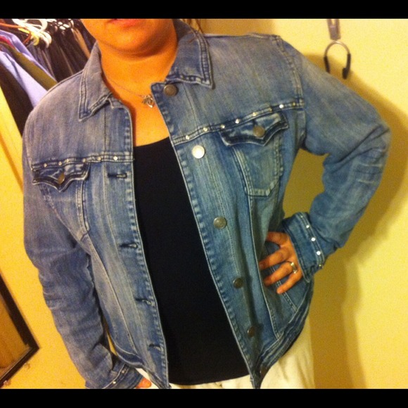 Jean jacket with Rhinestones - Picture 2 of 4