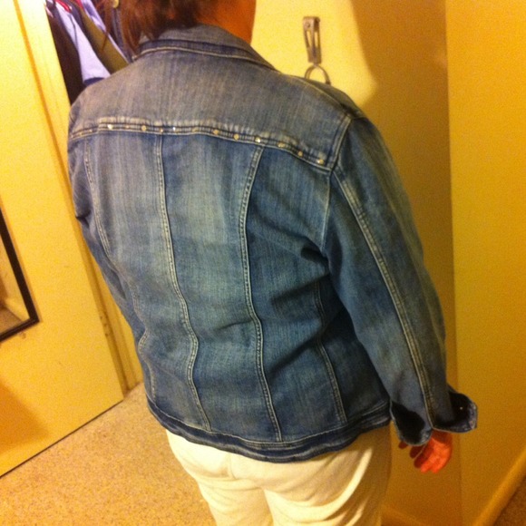 Jean jacket with Rhinestones - Picture 4 of 4