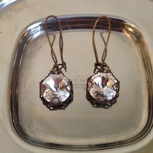 Bronze drop earring with clear stone