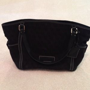 Dooney & Bourke black tote