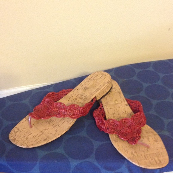 Size 8 red sandals