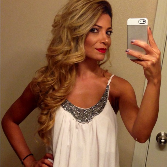 🚫sold🚫Stunning Beaded flowy top