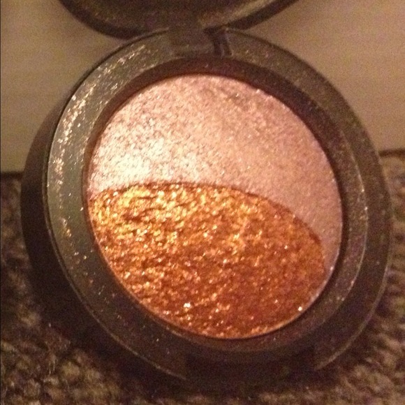 🚫TRADED🚫Authentic MAC eyeshadow duo