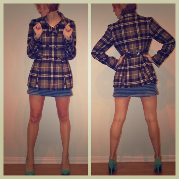 *sold* Black/gray peacoat