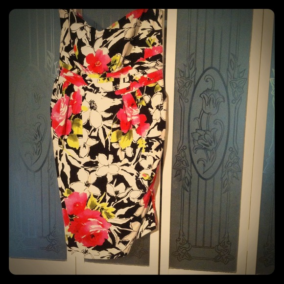 Strapless dress