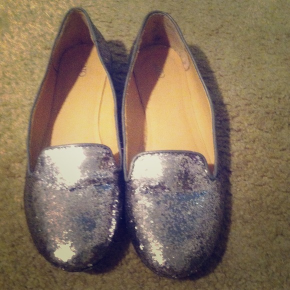 ❌Sold❌Cato's glittery flats