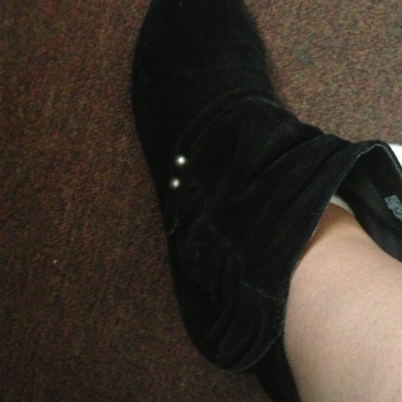 Black boots
