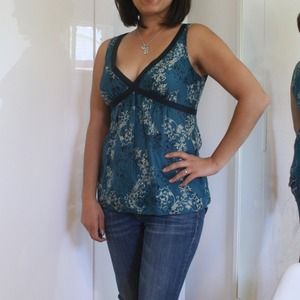 Express Polyester Sleeveless Blouse