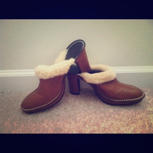 Donald Pliner Pumps