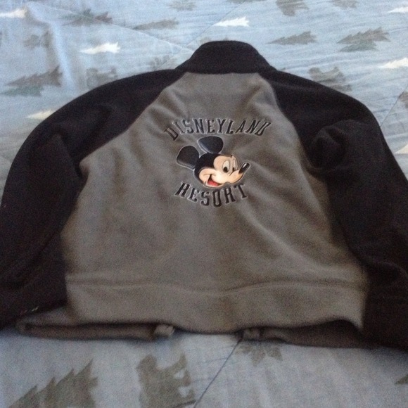 Disney land kids jacket 🙇 - Picture 4 of 4