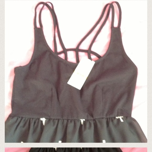 Cross maxi! Super cute! NWT - Picture 4 of 4