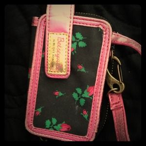 Betsey Johnson Rosebud phone/card Wristlet. CUTE!