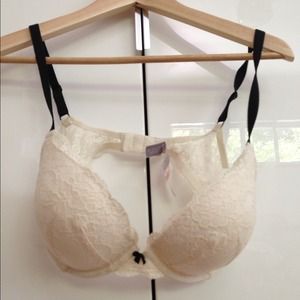 Victoria's Secret Dream Angel Lace Push-up 38C NWT