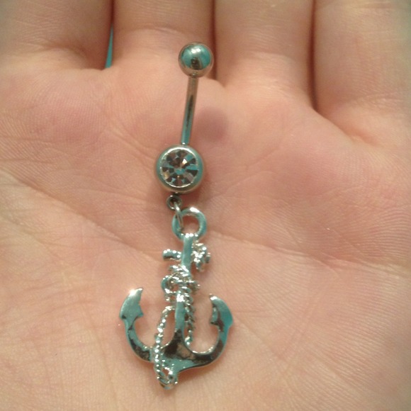 🚫SOLD!!🚫Anchor belly butting ring!