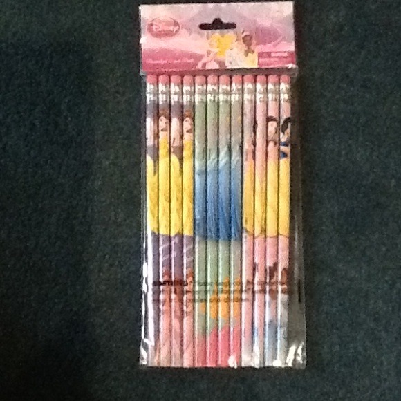 Disney princess tote with school supplies. - Picture 2 of 3