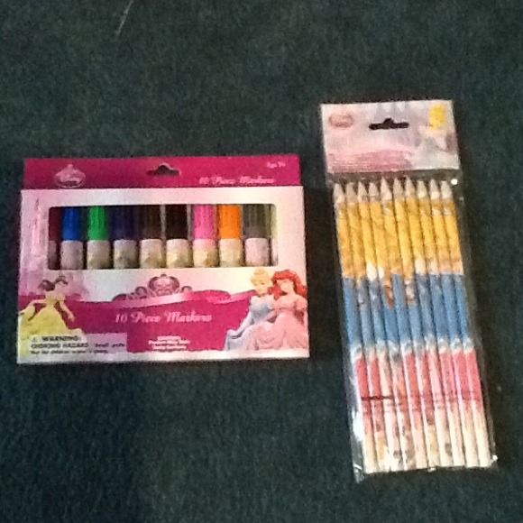 Disney princess tote with school supplies. - Picture 3 of 3