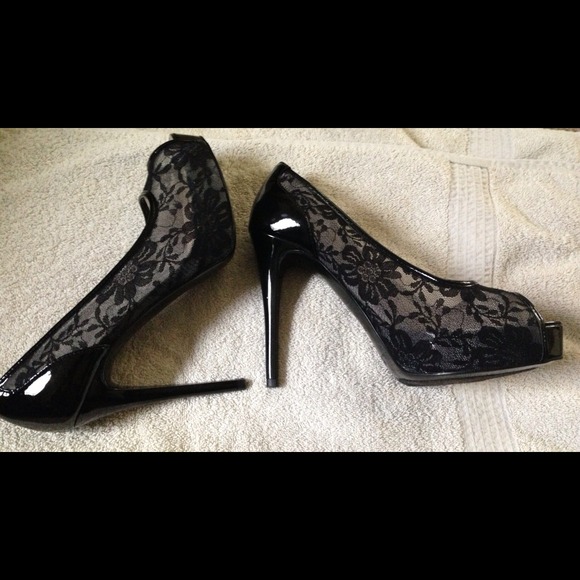👣👣sold on eBay Guess peep toe platform stiletto* - Picture 4 of 4
