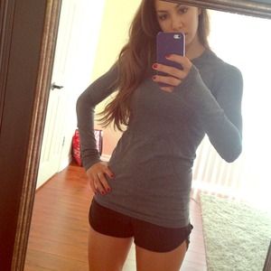 🎈SOLD🎈Lululemon run swiftly grey long sleeve.