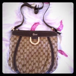 Authentic Gucci cross shoulder bag