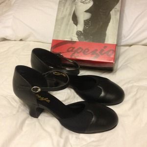 Capezio black "Piccadilly" dance shoes