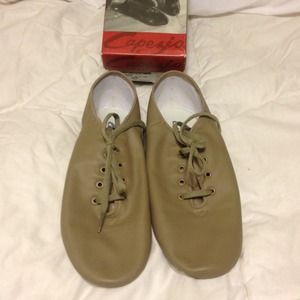 Tan split jazz dance shoes