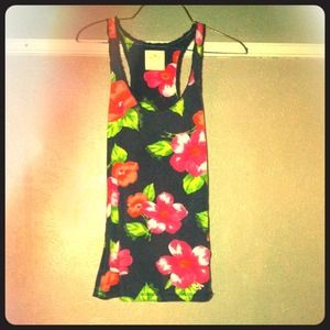 Slim fitting Hollister tank top