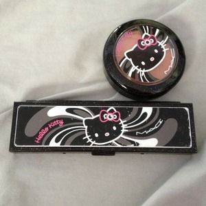 Hello kitty Mac makeup