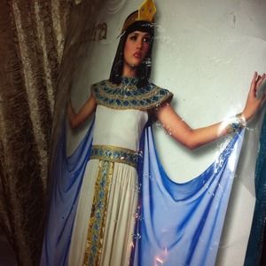 Halloween costume Cleopatra