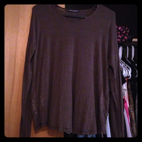 ❌SOLD❌ Long Sleeved Brandy Melville Top