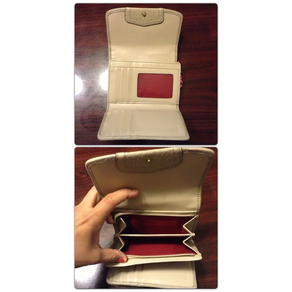 🌟SOLD JUST FOR DIANNA;)❤AUTHENTIC ASHLEY coach - Picture 2 of 3