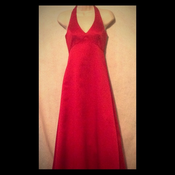 Beautiful long red David's Bridal gown.