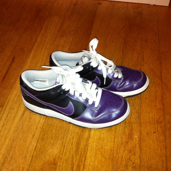60% off Purple and black Nike Shoes