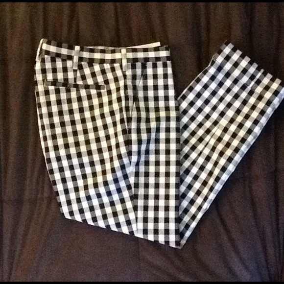 🎊🎉Host Pick🎊🎉UNIQLO Checkered Pants size 6 - Picture 3 of 4