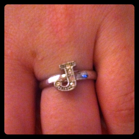 "J" CZ silver ring - Picture 1 of 1