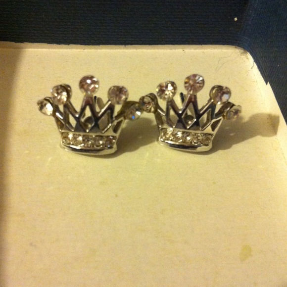 Crown earrings - Picture 1 of 1
