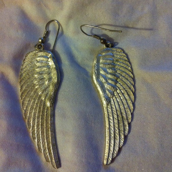 Cute angel wing earrings - Picture 1 of 1