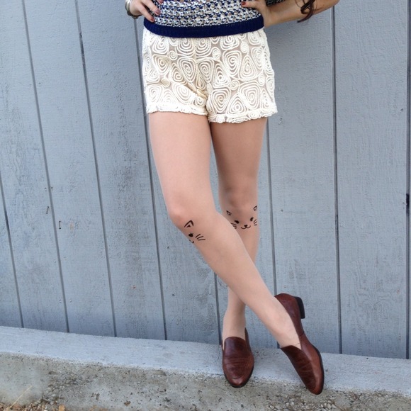 Pants - Embroidered ivory shorts-sale Pants - Embroidered ivory shorts-sale