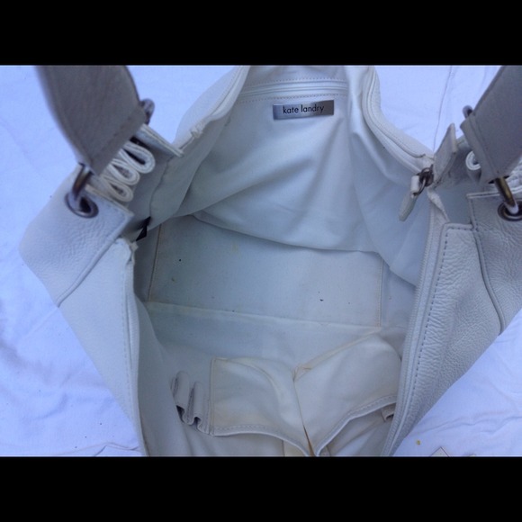 Kate Landry white leather large purse - Picture 3 of 3