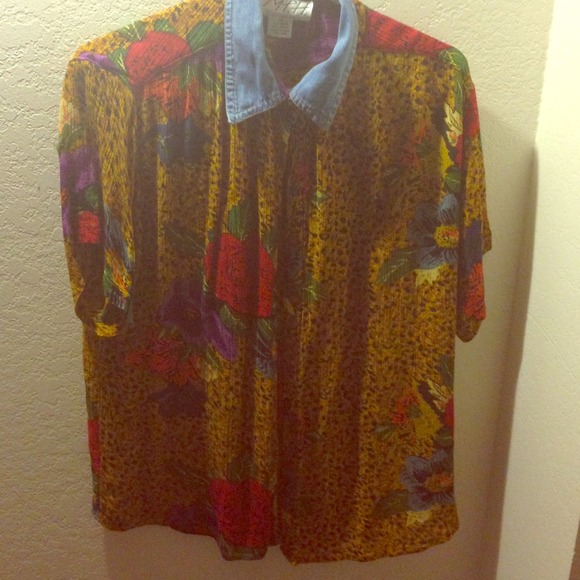 ***SOLD****Jean collared button up